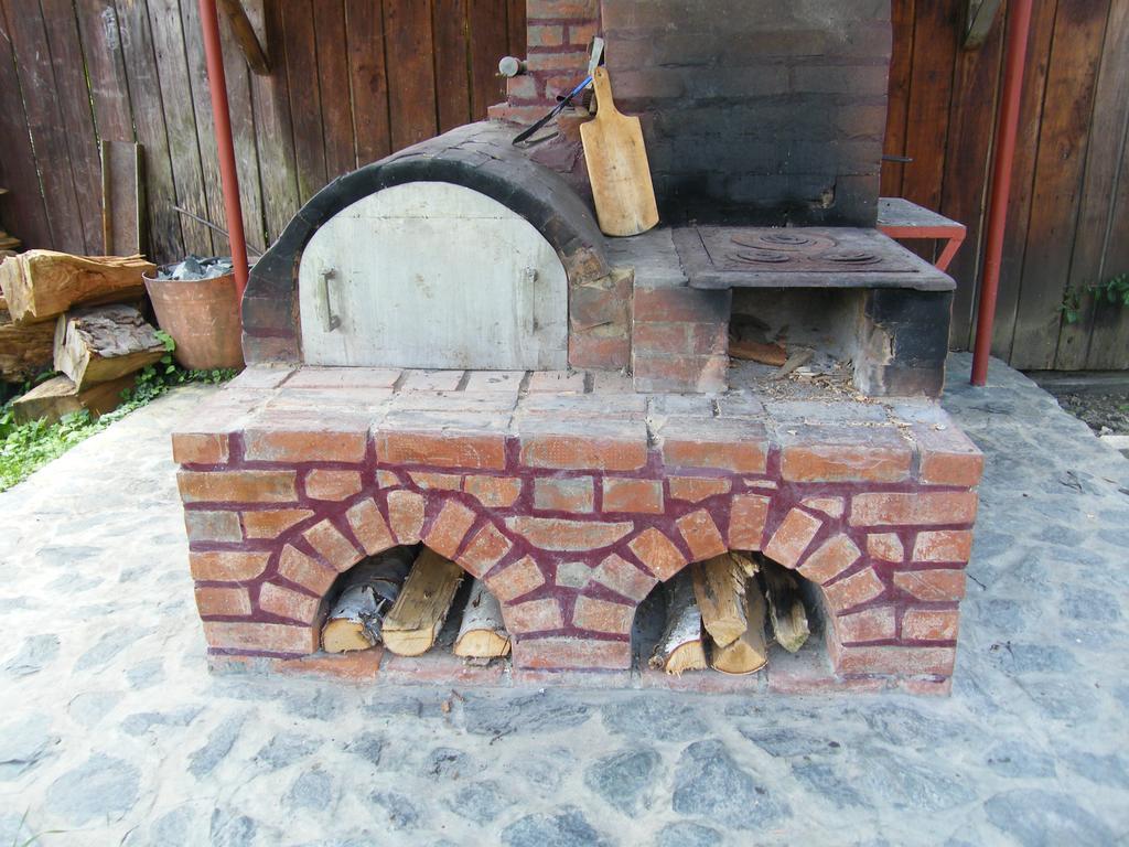 Pensiunea Casa Filoxenia Horezu Ngoại thất bức ảnh